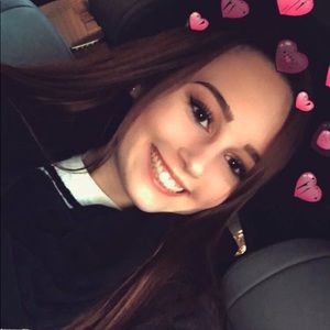 Meet your Posher, Briana